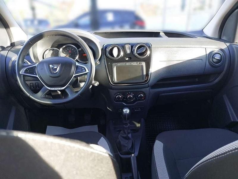 Gebraucht Dacia Dokker Stepway 95 PS (69 kW) 2019 Schwarz Van / Kleinbus