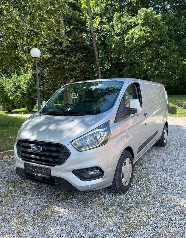 Gebraucht Ford Tourneo Ambiente 131 PS (96 kW) 2018 Van / Kleinbus