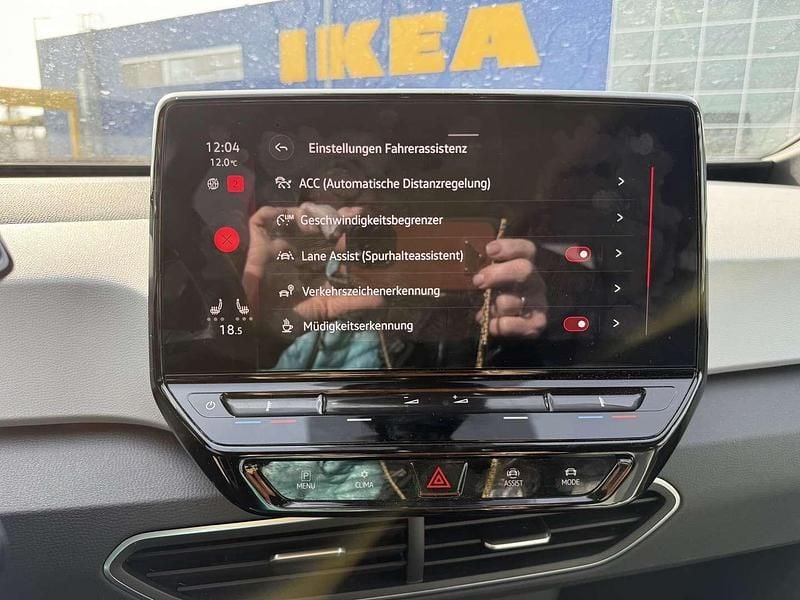 Gebraucht VW ID.4 Pro Performance 150 kW (204 PS) 2023 Weiß SUV