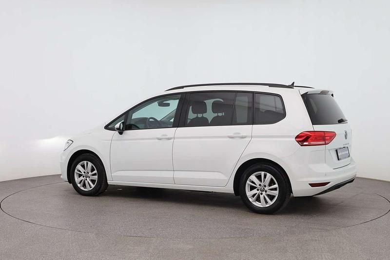 Gebraucht VW Touran Comfortline 150 PS (110 kW) 2023 Weiß Van / Kleinbus