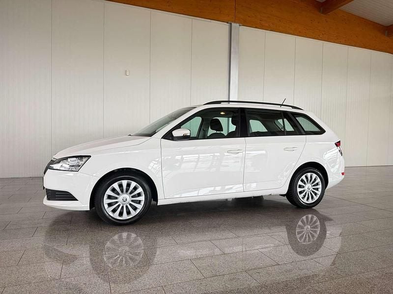 Gebraucht Skoda Fabia Active 95 PS (69 kW) 2022 Weiß Kombi