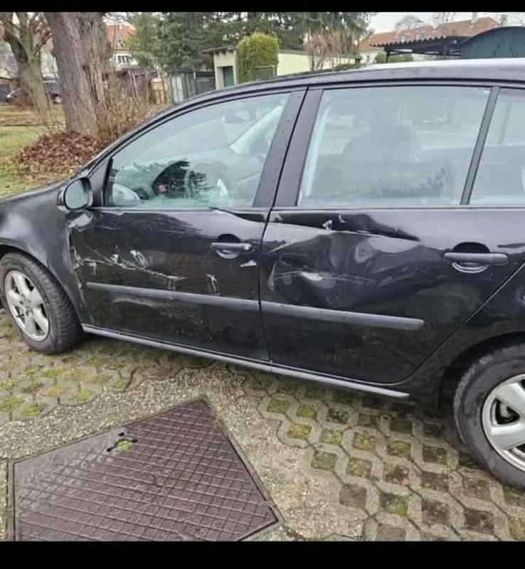 Gebraucht 2004 VW Golf Limousine | € 700 (Superpreis) - Bild 1/4