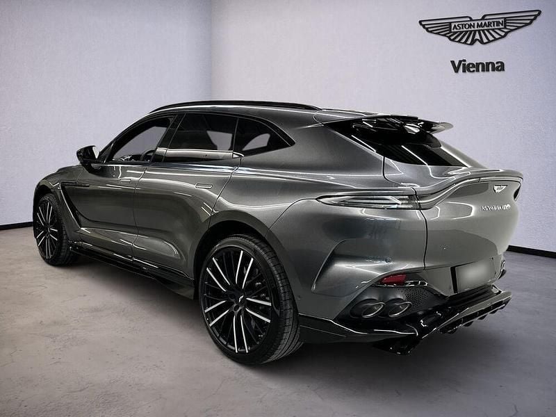 Neu Aston Martin DBX 707 707 PS (519 kW) 2026 SUV
