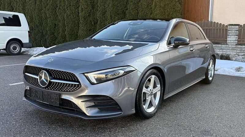 Gebraucht Mercedes A200 AMG line 150 PS (110 kW) 2020 Grau Kleinwagen