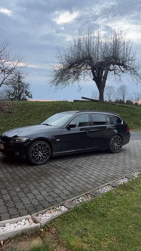Gebraucht 2012 BMW 316 Lifestyle Kombi | € 7.300 (Guter Preis) - Bild 1/4