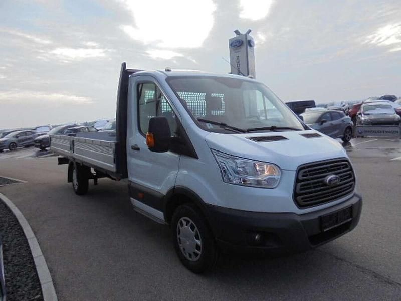 Gebraucht Ford Transit Trend 170 PS (125 kW) 2018 Weiß Van