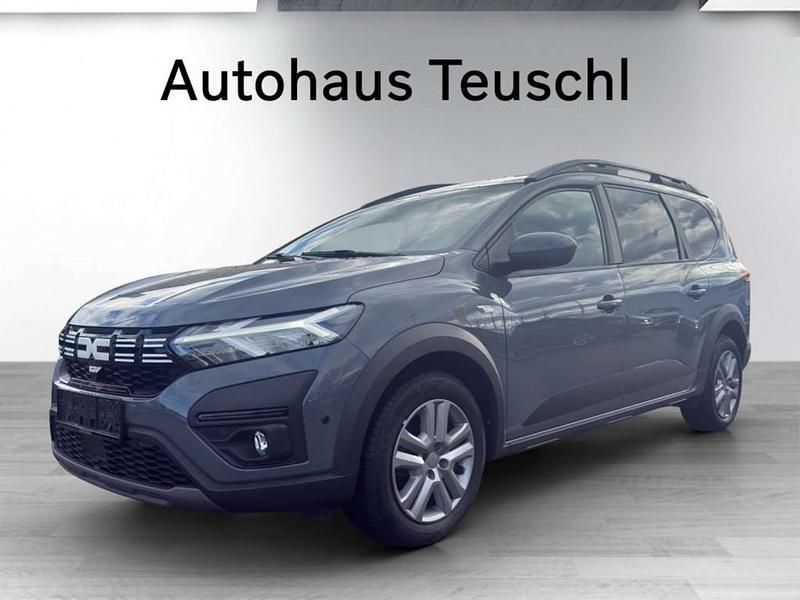 Gebraucht Dacia Jogger Expression 110 PS (80 kW) 2023 Grau Van / Kleinbus