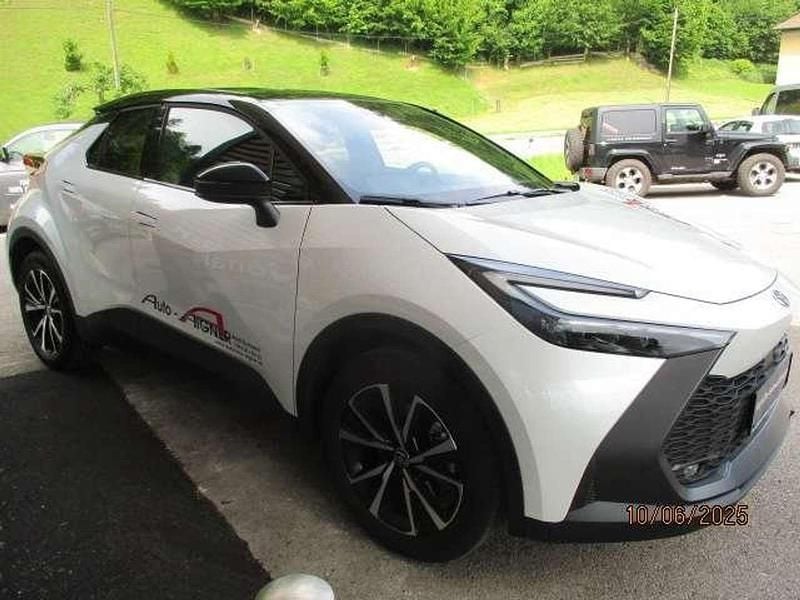 Gebraucht Toyota C-HR Active 152 PS (111 kW) 2025 Weiß SUV