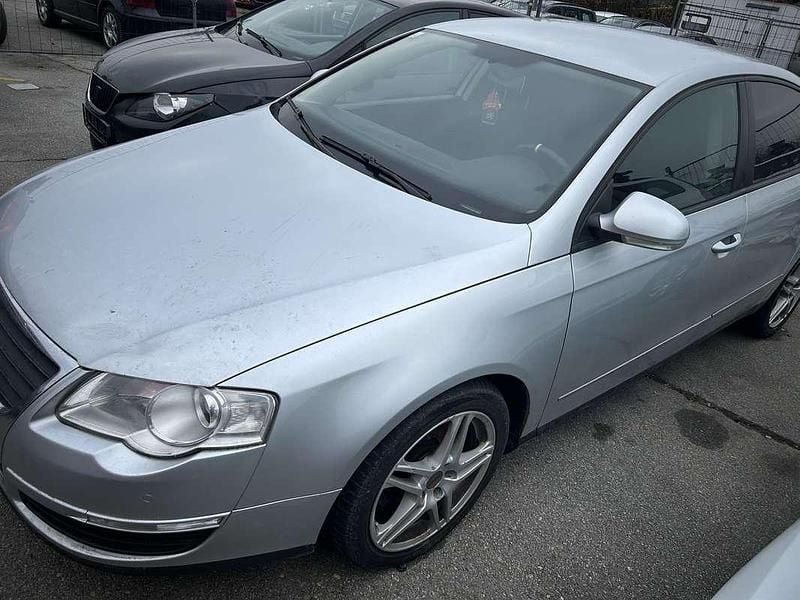 Gebraucht VW Passat Comfortline 116 PS (85 kW) 2005 Limousine