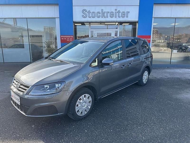 Grau Gebraucht 2018 Seat Alhambra Van / Kleinbus | € 16.990 (Superpreis) - Bild 1/4