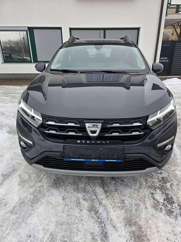 Gebraucht Dacia Sandero Comfort 91 PS (66 kW) 2021 Grau Limousine