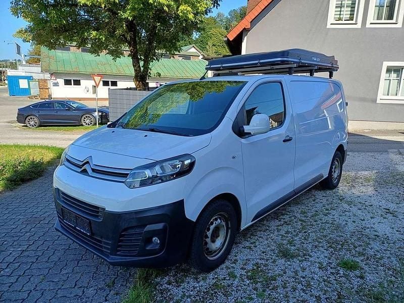 Gebraucht Citroën Jumpy 122 PS (89 kW) 2017 Weiß Van / Kleinbus
