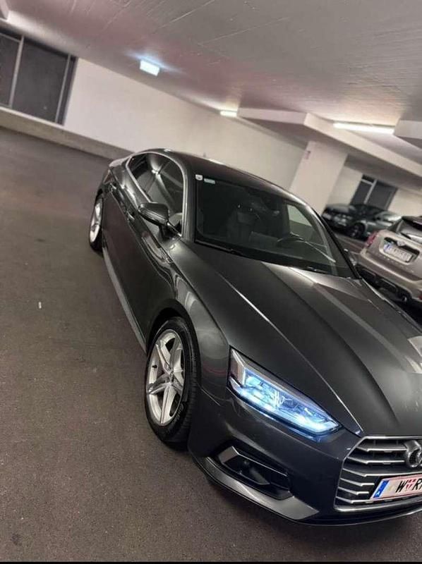 Gebraucht Audi A5 Sportback Sport 190 PS (139 kW) 2019 Grau Kleinwagen