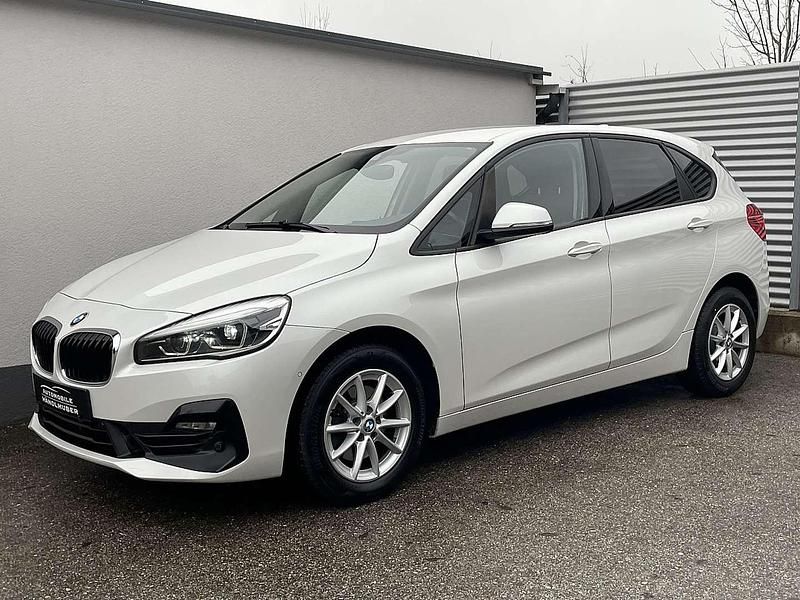 Gebraucht BMW 218 Performance 150 PS (110 kW) 2019 Weiß Kombi