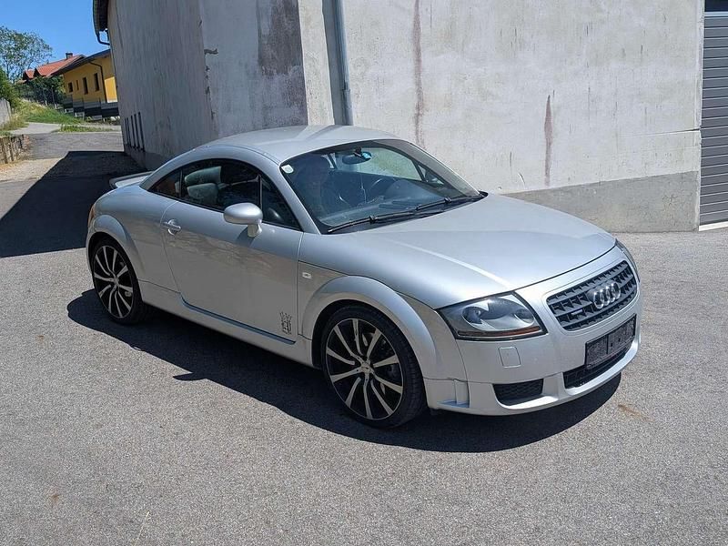 Gebraucht Audi TT 250 PS (183 kW) 2004 Silber Coupé