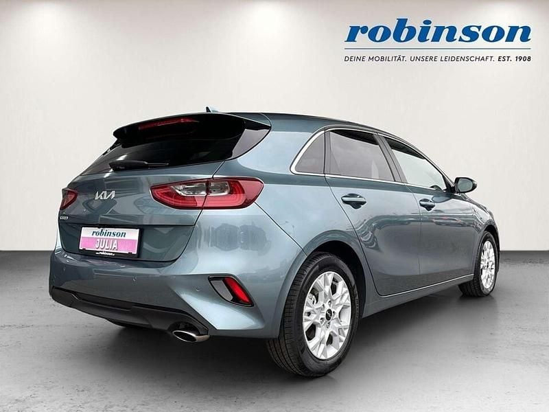 Gebraucht Kia Ceed Silver 101 PS (74 kW) 2025 Grau Kleinwagen