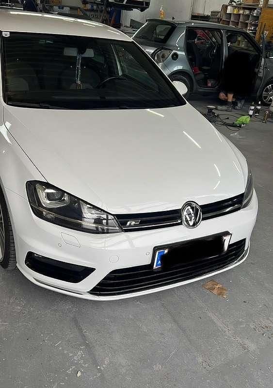 Gebraucht VW Golf VII R-line 150 PS (110 kW) 2015 Limousine