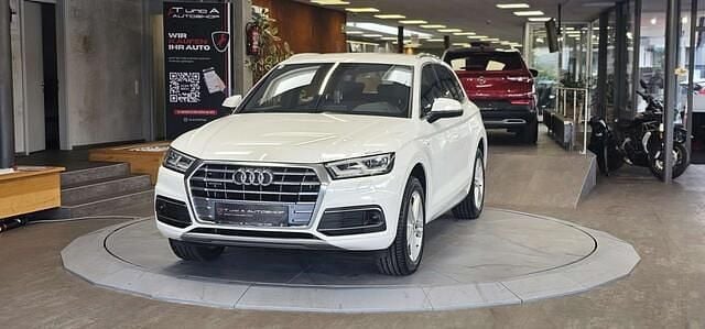 Weiß Gebraucht 2020 Audi Q5 Comfort SUV | € 26.850 (Guter Preis) - Bild 1/4