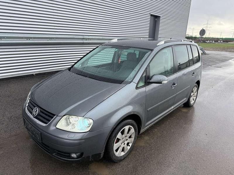 Gebraucht VW Touran Highline 140 PS (102 kW) 2004 Grau Van / Kleinbus