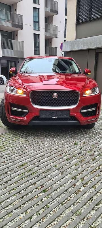 Gebraucht Jaguar F-Pace R-Sport 179 PS (131 kW) 2020 Rot SUV