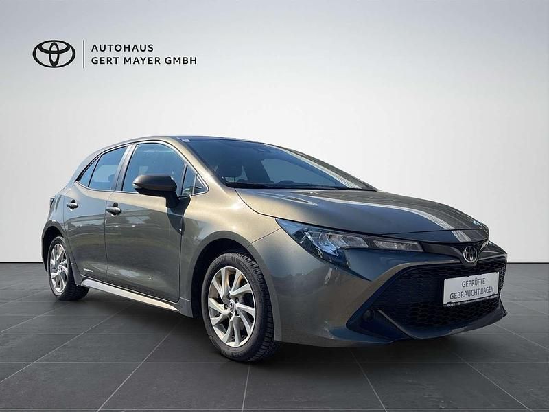 Gebraucht Toyota Corolla City 116 PS (85 kW) 2020 Grün Limousine