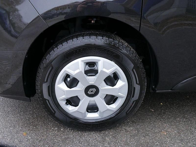 Neu Renault Trafic Evolution 150 PS (110 kW) 2025 Schwarz Van / Kleinbus