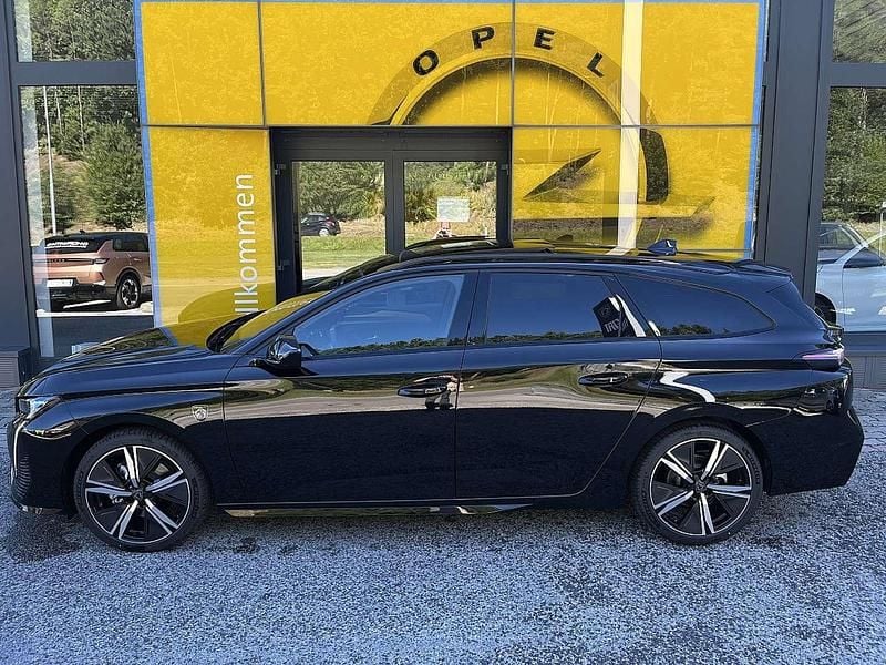 Neu Peugeot 308 SW 131 PS (96 kW) 2025 Schwarz Kombi