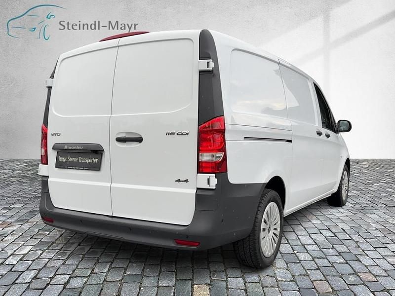 Gebraucht Mercedes Vito 163 PS (119 kW) 2024 Weiß Van
