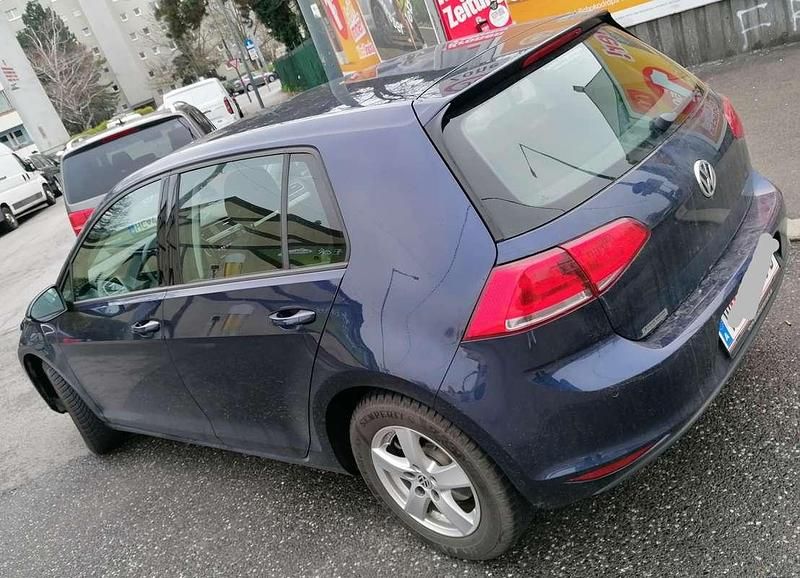 Gebraucht VW Golf VII 90 PS (66 kW) 2014 Blau Kombi