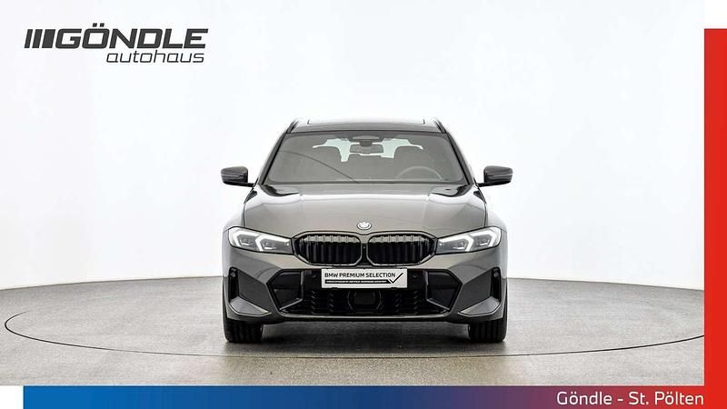 Gebraucht BMW 330e 184 PS (135 kW) 2025 Grau Kombi