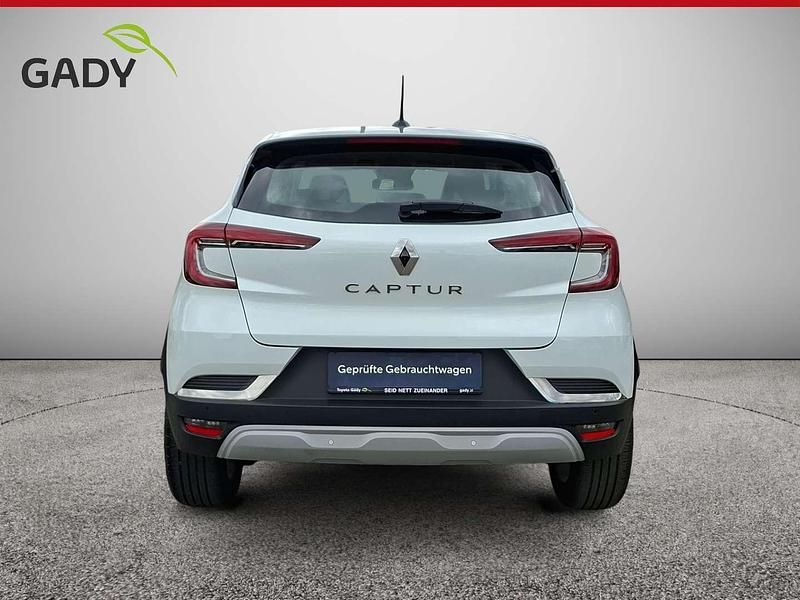 Gebraucht Renault Captur 91 PS (66 kW) 2022 Weiß SUV