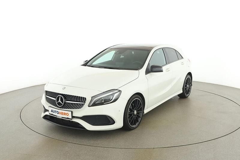 Gebraucht Mercedes A200 AMG 136 PS (100 kW) 2015 Weiß Limousine