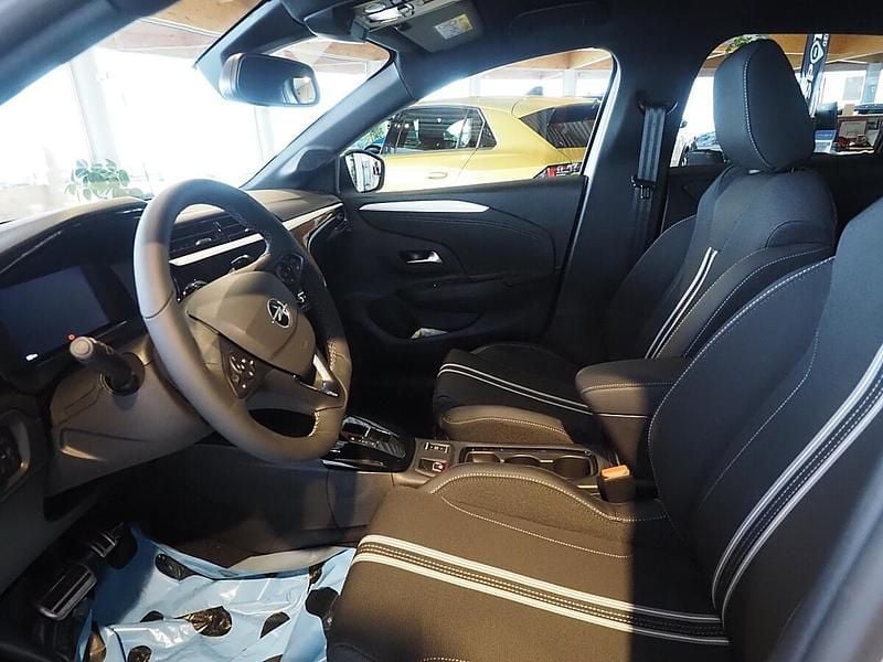 Neu Opel Corsa 146 PS (107 kW) 2025 Silber