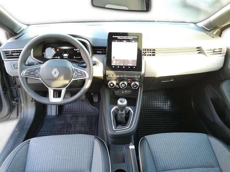 Neu Renault Clio V Techno 90 PS (66 kW) 2025 Grau Kleinwagen