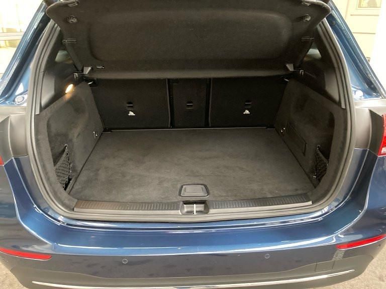 Gebraucht Mercedes B180 116 PS (85 kW) 2020 Blau Van / Kleinbus