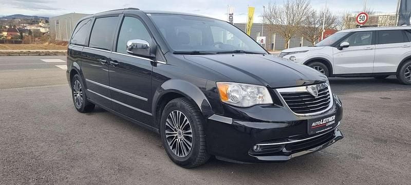 Gebraucht Lancia Voyager S 177 PS (130 kW) 2014 Schwarz Van / Kleinbus