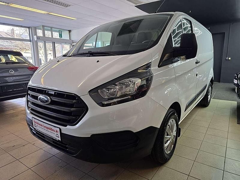 Gebraucht Ford Transit Custom 105 PS (77 kW) 2018 Weiß Van