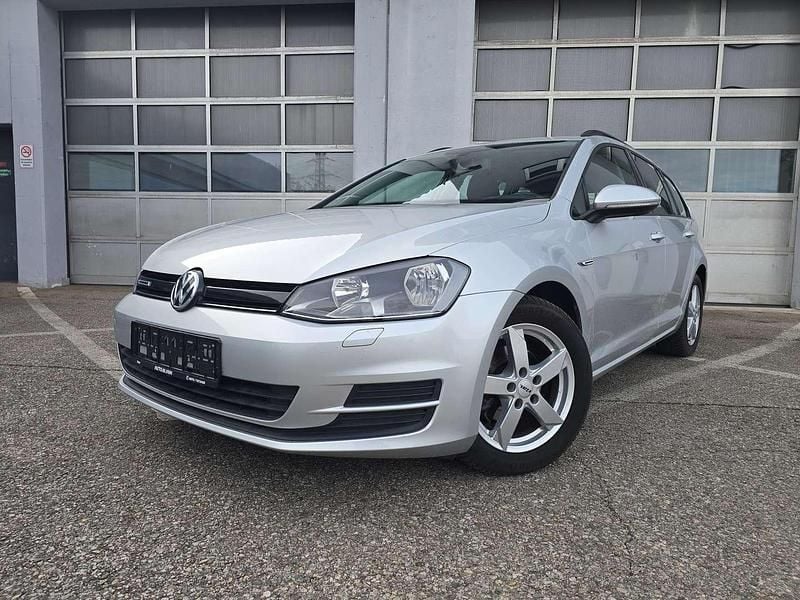 Gebraucht VW Golf VII 110 PS (80 kW) 2016 Grau Kombi
