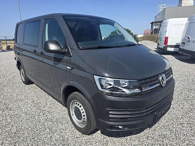 Gebraucht VW T6.1 150 PS (110 kW) 2019 Grau Van