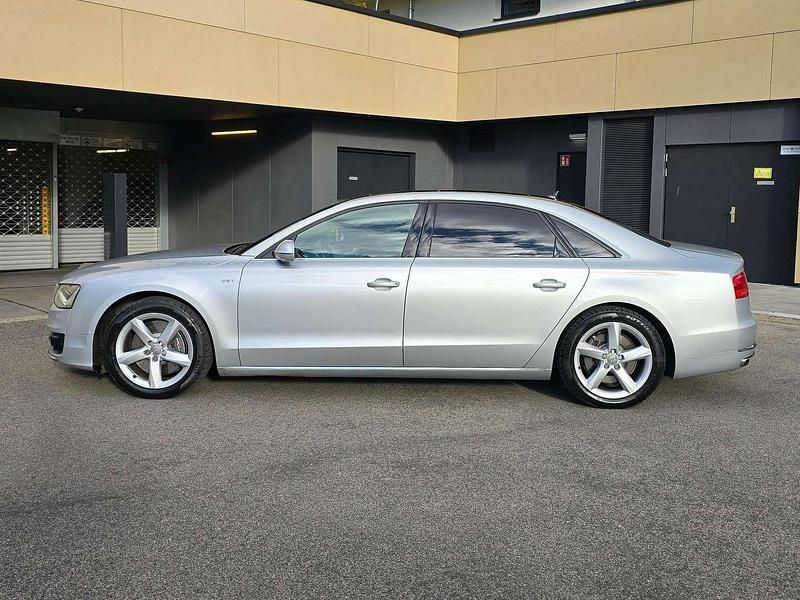 Gebraucht Audi A8L Advanced 351 PS (258 kW) 2011 Silber Limousine
