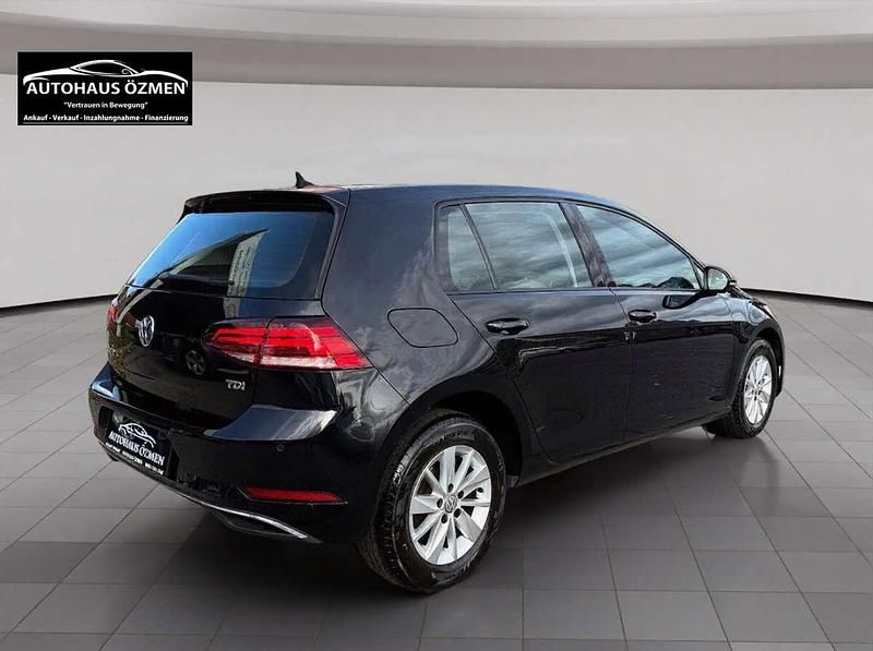 Gebraucht 2017 VW Golf VII 90 PS Limousine – 2320 Schwechat (Händler ...