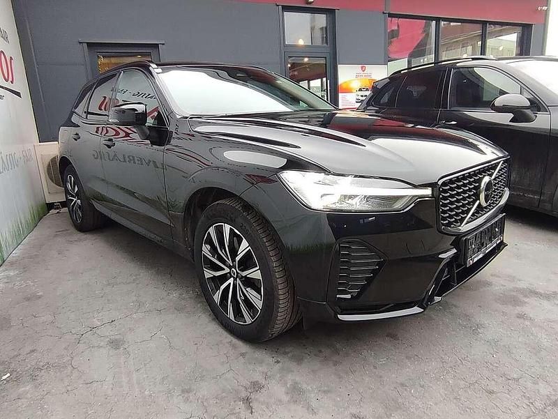 Gebraucht Volvo XC60 Plus 197 PS (144 kW) 2022 Schwarz SUV