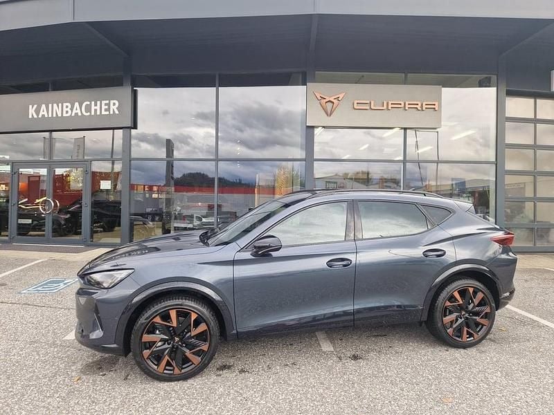 Neu Cupra Formentor 150 PS (110 kW) 2025 Dunkelgrau  metallicperleffekt SUV