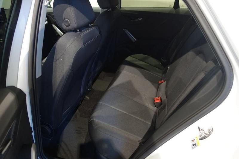 Neu Audi Q2 Admired 115 PS (84 kW) 2026 Weiss  normal SUV