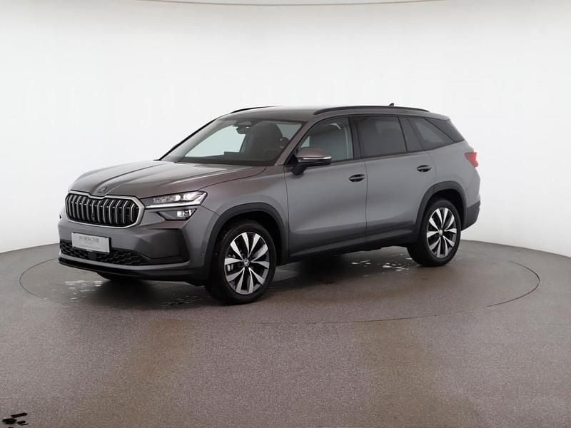 Mittelgrau metallic Gebraucht 2024 Skoda Kodiaq Selection SUV | € 43.990 (Fairer Preis) - Bild 1/4