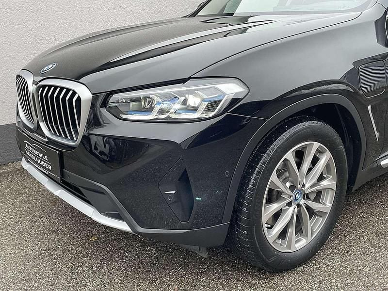 Gebraucht BMW X3 Performance 184 PS (135 kW) 2023 Schwarz SUV