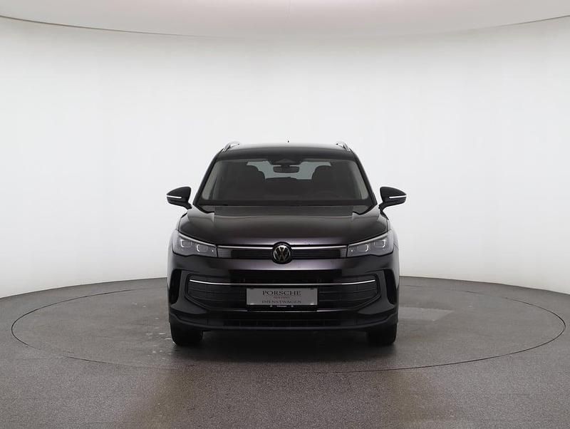 Gebraucht VW Tiguan 193 PS (141 kW) 2025 Schwarz  metallic SUV
