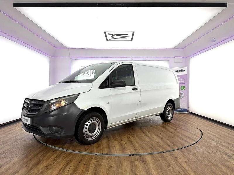 Gebraucht Mercedes Vito 88 PS (64 kW) 2015 Weiß Van
