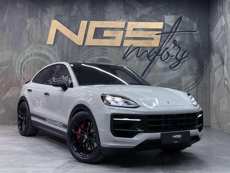 Gebraucht Porsche Cayenne Coupe Sport 519 PS (381 kW) 2024 Grau Coupé