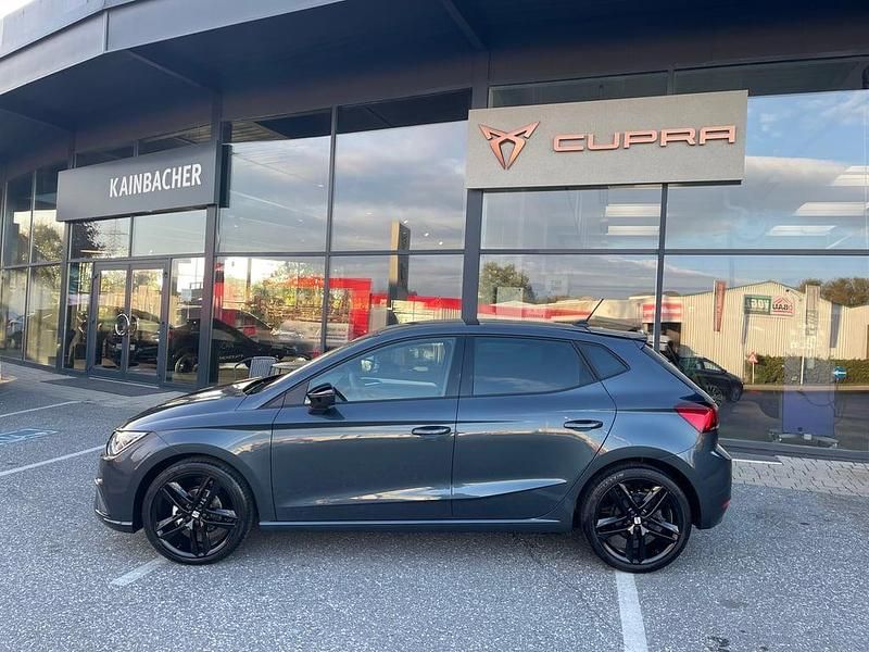 Neu Seat Ibiza FR 95 PS (69 kW) 2025 Dunkelgrau  metallicperleffekt Kleinwagen